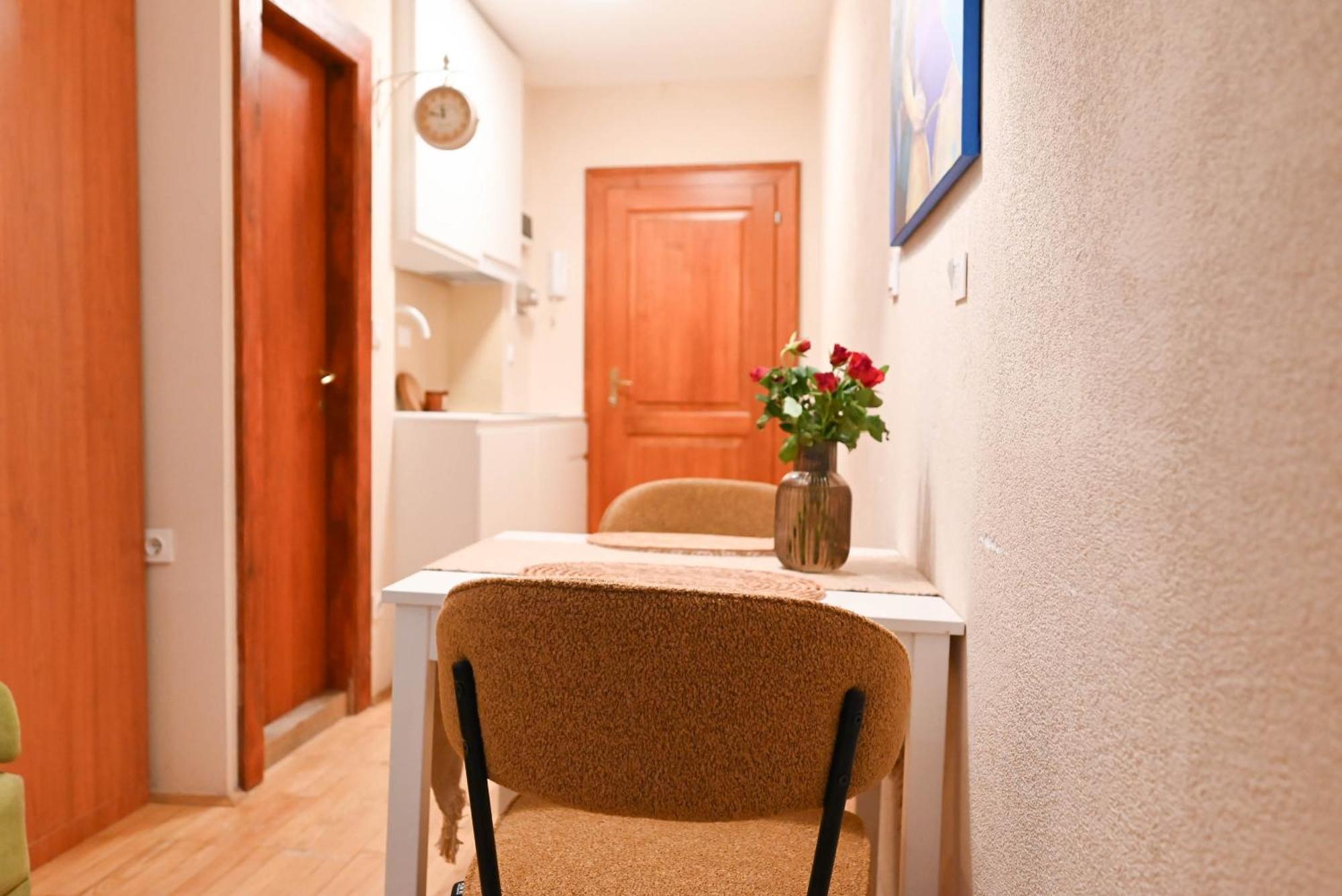 Suzy Apartment